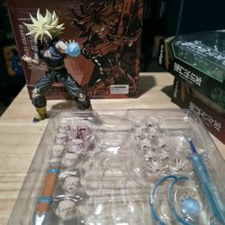 Tosen Arttoys Trunks