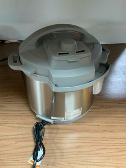 Instant Pot - 6QT Duo Plus Multi-Use Pressure Cooker with Whisper-Quiet Steam Release - Gray #974