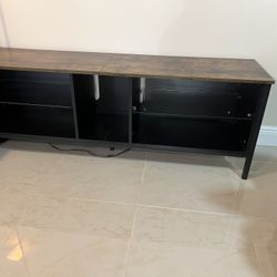 Mesa Para TV :     50$