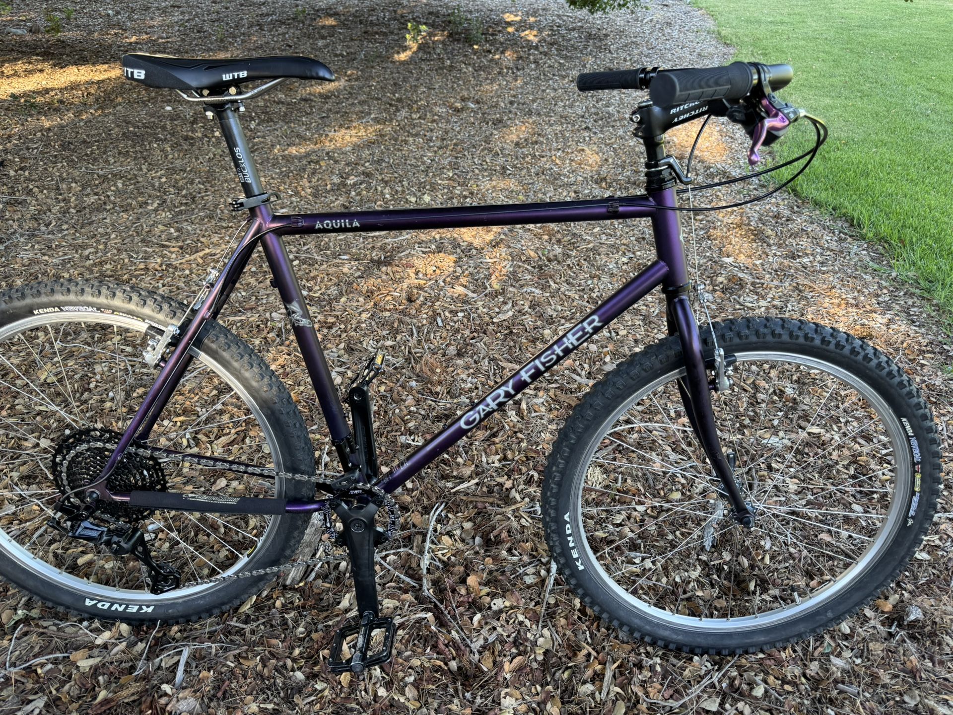 Super Awesome Vintage Steel 26’er