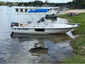 2000 Keywest Bayreef 196 center console boat