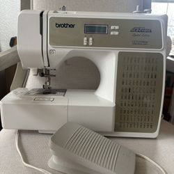 Brother Project Runway Limited Edition CE1125PRW 