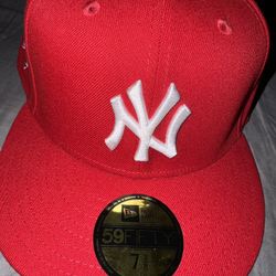 Red New York Yankees Hat