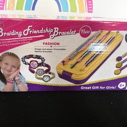 BRAIDING FRIENDSHIP BRACELET Ages 6+ / BRSND NEW SEALED BOX
