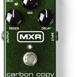 MXR Carbon Copy Analog Delay pedal