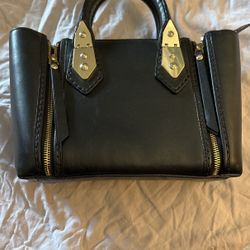 Henri Bendel Purse