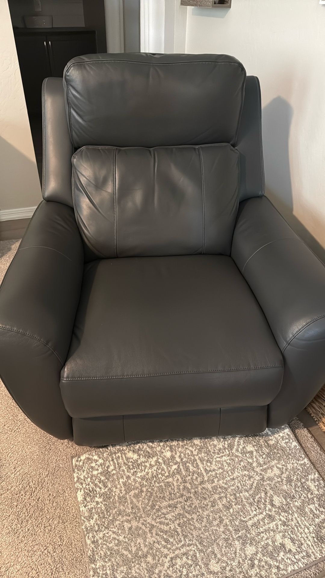 Recliner