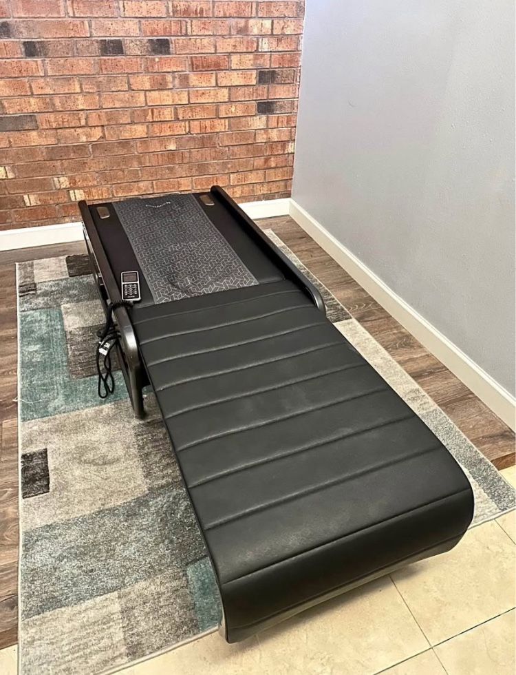 Thermal Therapeutic Massage Table