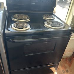 Hotpoint Electric Stove Black Color 