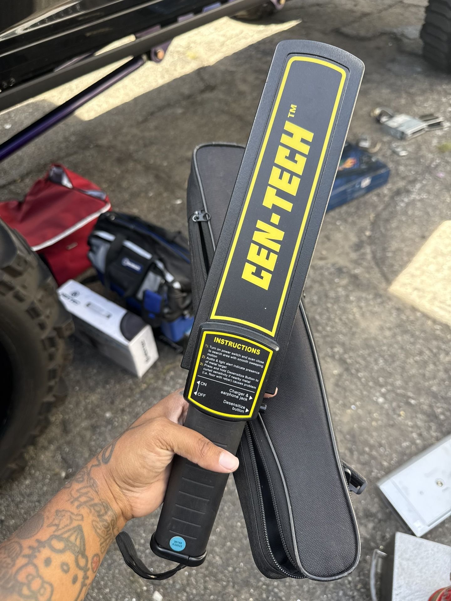 Metal Detector NOT TESTED
