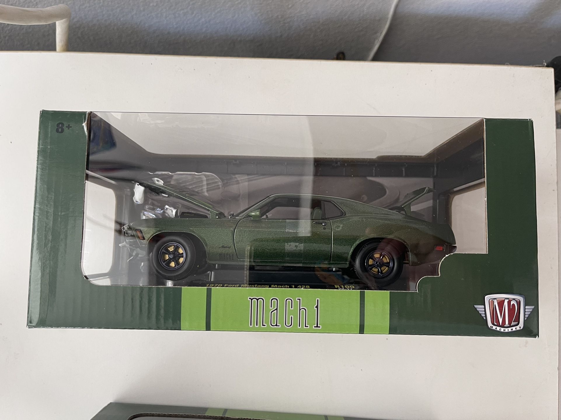 1:24 M2 Machines 1979 Ford Mustang Mach 1 428 Chase