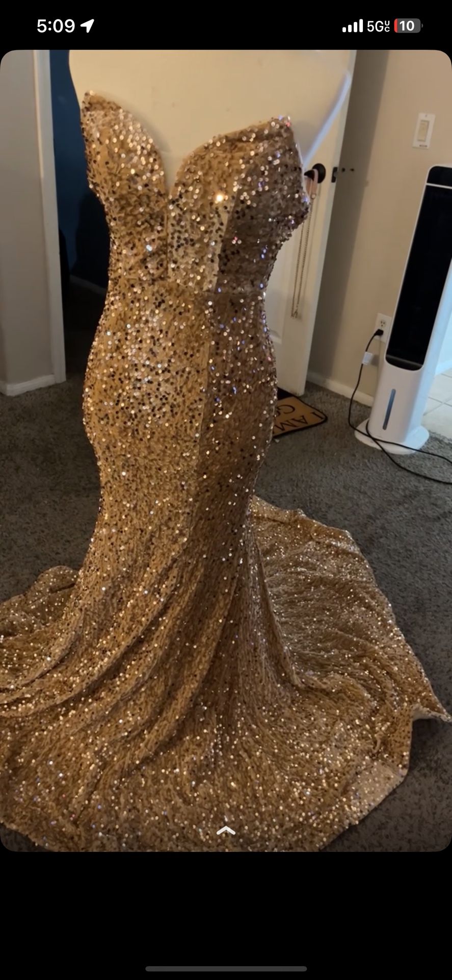 Small And Medium Size Prom Dresses