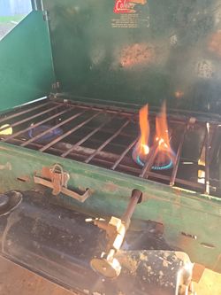 Coleman 2 burner stove model 413F