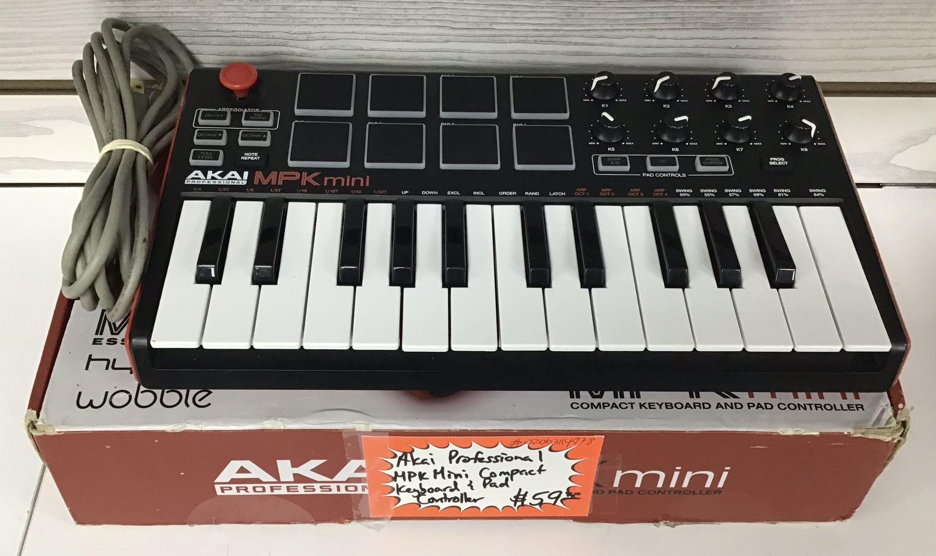Akai Professional MPK Mini Compact Keyboard & Pad Controller