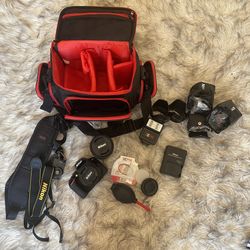 Nikon D3500 DSLR Camera and 70-300mm Lenses de