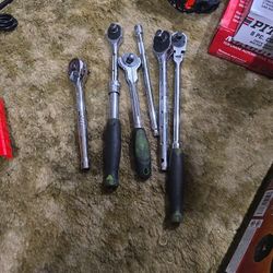 Socket Wrenchs 