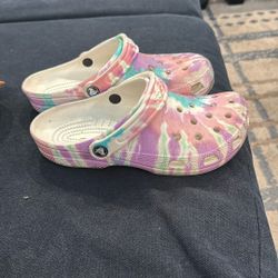 Crocs