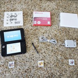 Like NEW Nintendo 3DS XL Set with Charger & 3 Games.