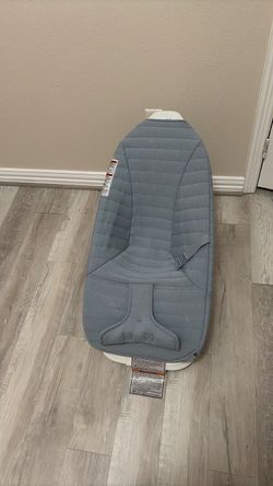 Munchkin baby bouncer
