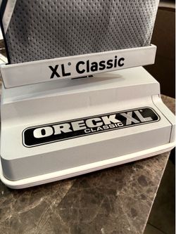 Oreck XL Classic Upright Vacuum Cleaner Like New