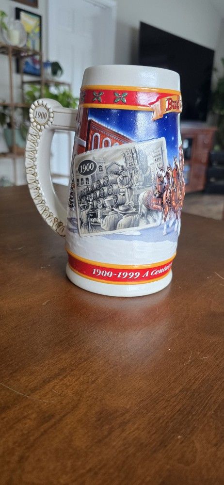 Budweiser Anheuser Busch 1999 Vintage Holiday Beer Stein Clydesales Mug