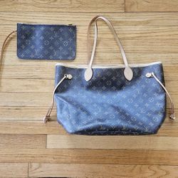 Louis Vuitton Neverfull Purse & Messenger Bag.