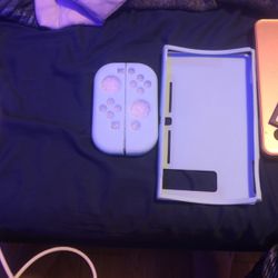 Nintendo Switch Case And Ds With Games And Charger 