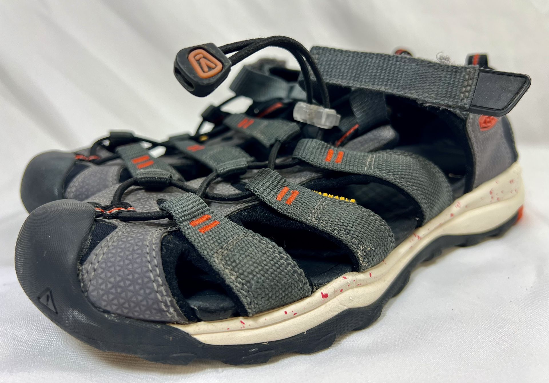 KEEN Big Kids' Newport Neo H2 Sandals; Size 5; Magnet And Spicy Orange
