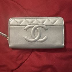 Chanel Wallet (Real)