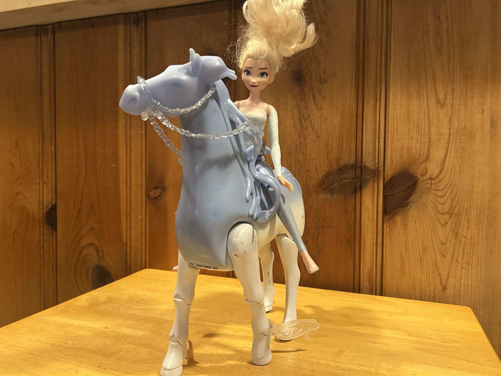 Walking Elsa And Water Horse