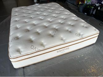Saatva Classic Queen Mattress