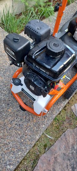 Engine only Briggs & Stratton 208cc engine starts easy runs perfect