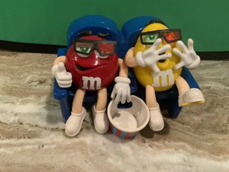M&M Dispenser (209)
