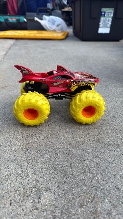 Hot Wheels Lava Shark