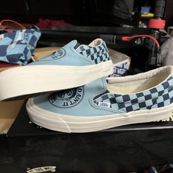 Vans OG Classic Slip on ( John Van Hamersveld Collab) BRANDNEW SIZE 10!!