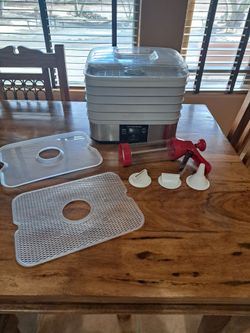 Food Dehydrator and Jerkey Making Tool
