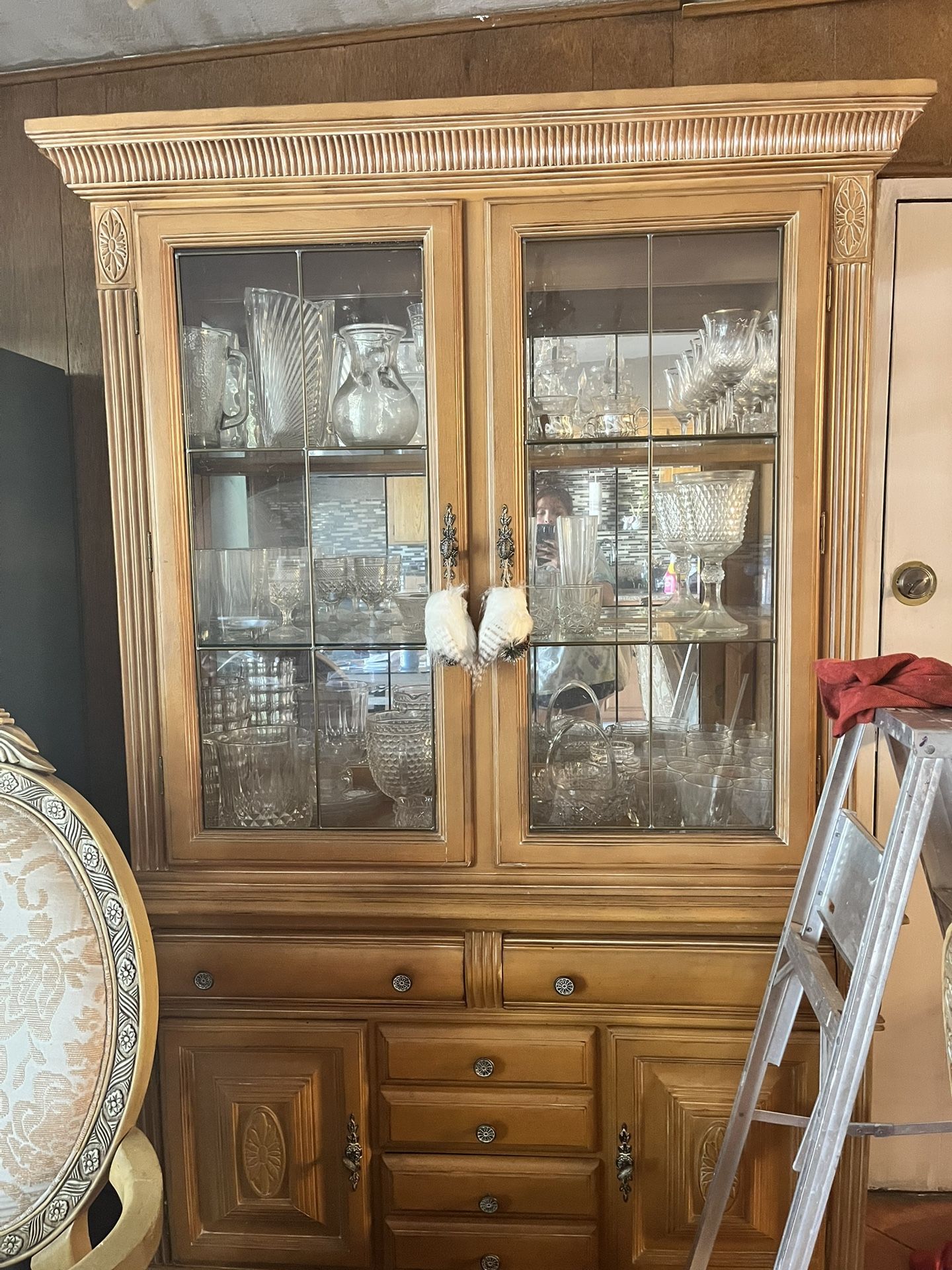 Light wood Curio/China cabinet