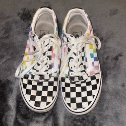 VANS Sz 8 Rainbow Checkerboard Skateboard Shoes