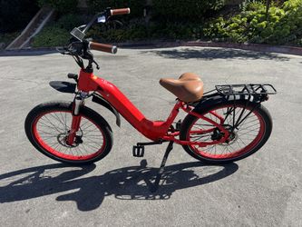 Electric Bike Company E-Bike – Red Step-Through – 265 Miles
