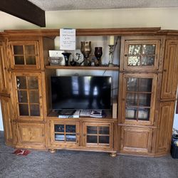 Oak Solid Wood Entertainment Center 