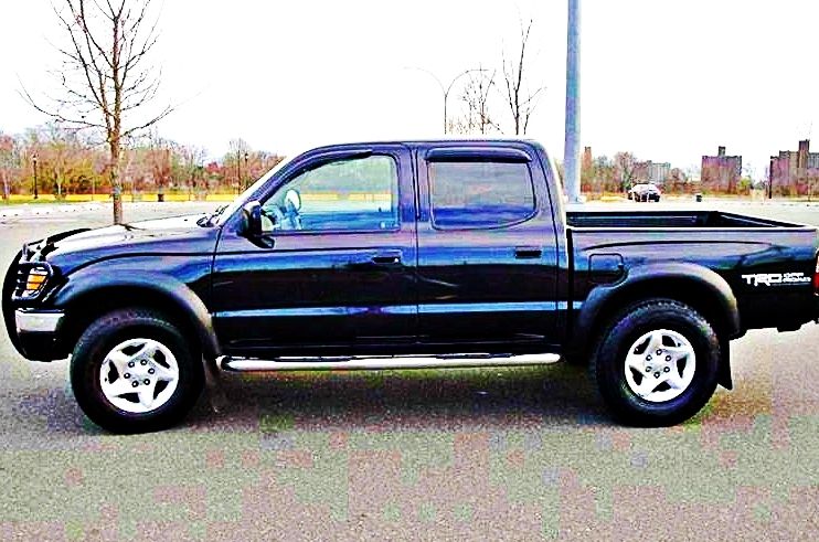 ֆ14OO 4WD Toyota Tacoma 4WD