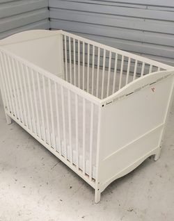 White Wooden Baby Crib with Mattress