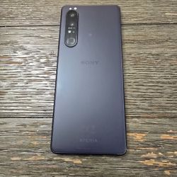 Sony Xperia III