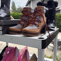 Sorel Boots Size 8.5
