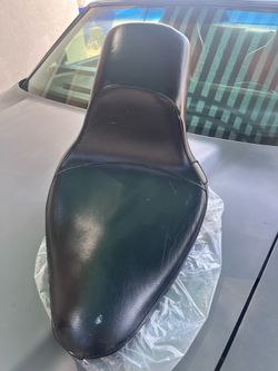 Motorcycle seat