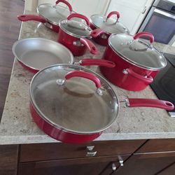 Rachel Ray 11pc  Cookware Set ( Red)