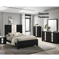 Queen Size 5 Pc Bedroom Set 