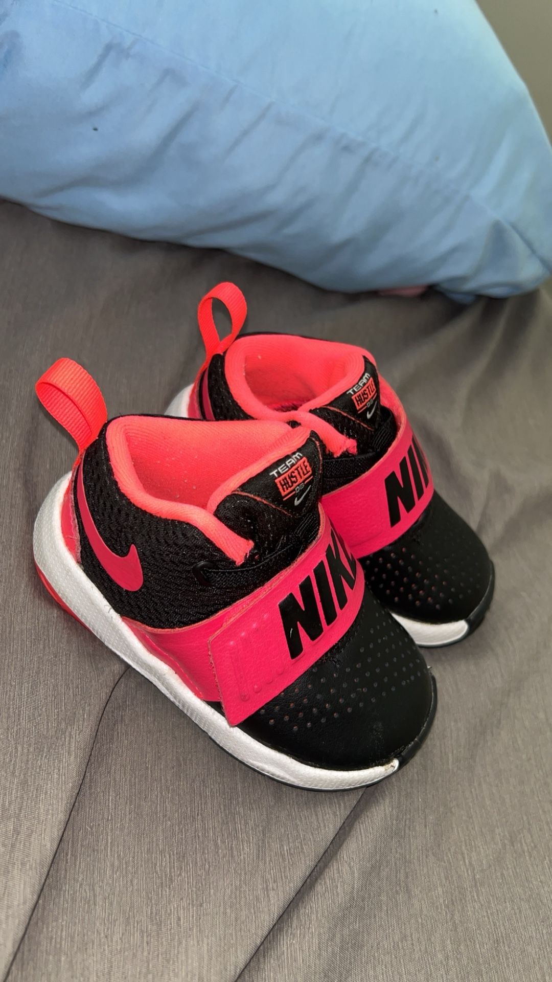 Baby Nike Shoes, Size US 5c