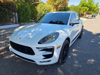 2017 Porsche Macan
