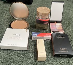 Brand New Make Up Lot 